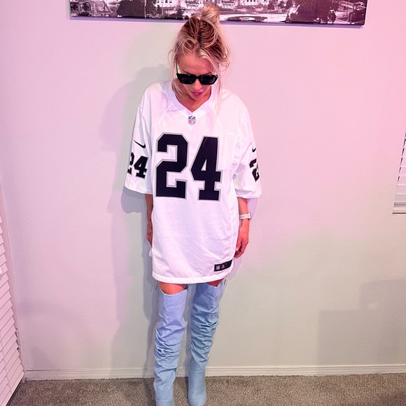 Limited version raiders Coors Light Football Jersey Black Number 24 & NFL logo - Picture 2 of 8